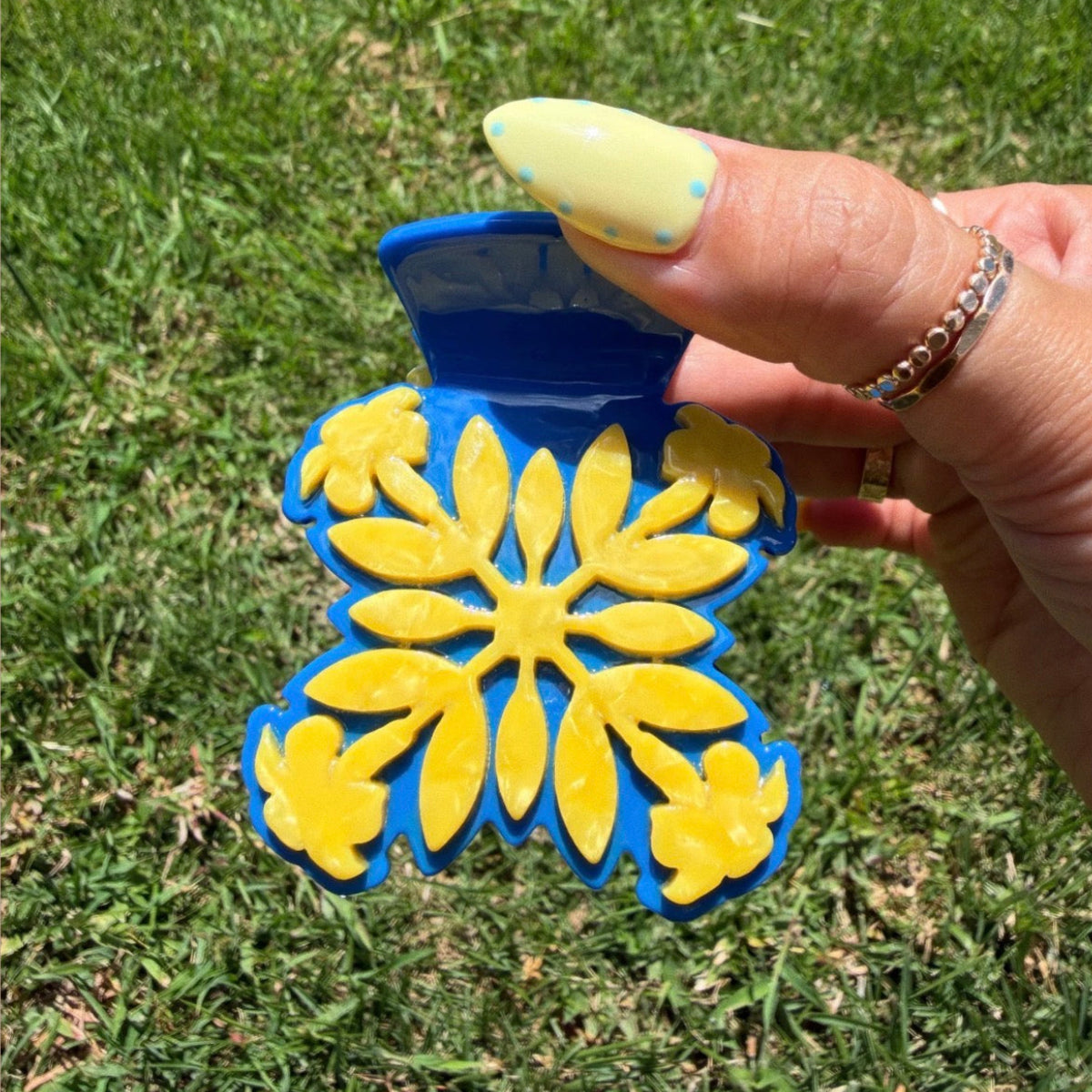 Blue + Yellow Puakenikeni 3D Kuiki Claw | Collab x Little Drops of Aloha