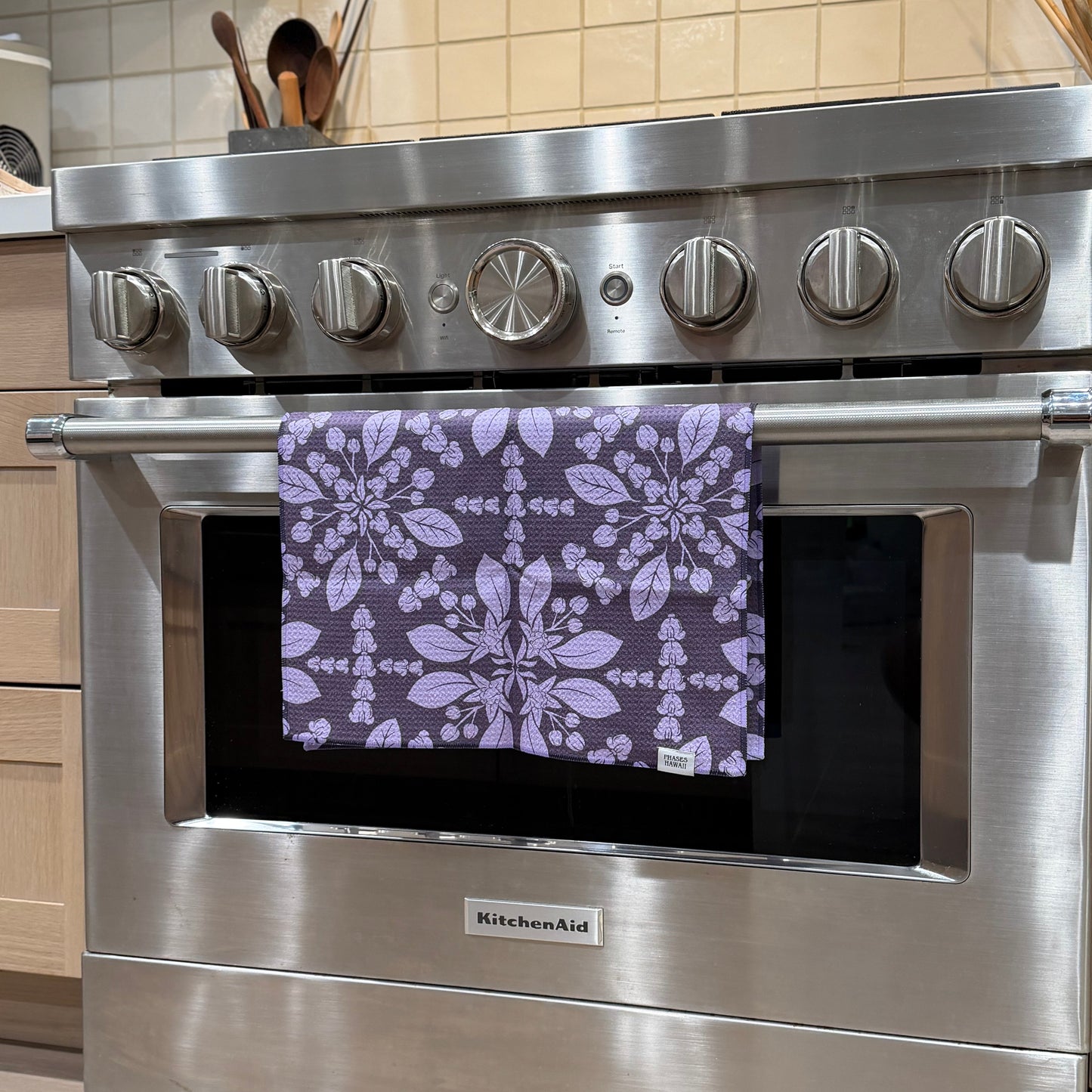Crown Flower violet Kuiki Mircrofiber Towel| Collab x Reiko (Copy)