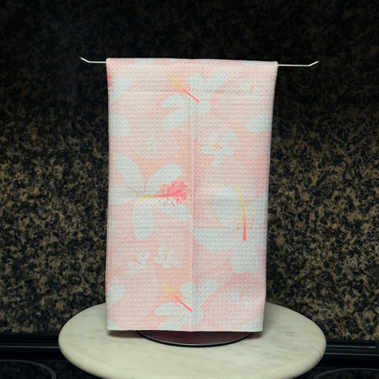Hibiscus petal Microfiber Towel | Collab x Reiko