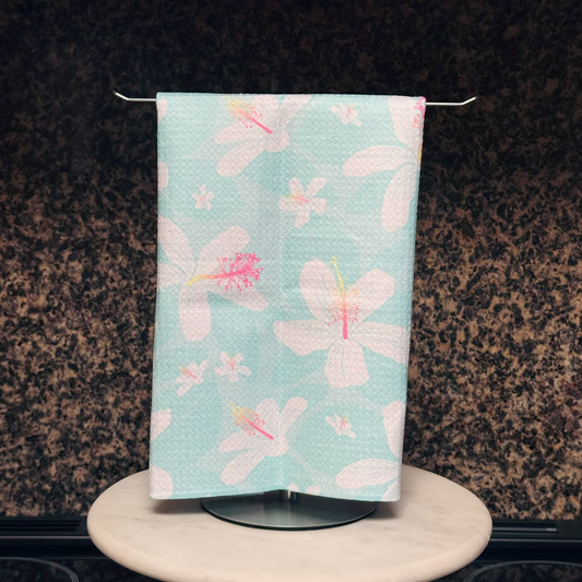 Hibiscus sky Mircrofiber Towel| Collab x Reiko