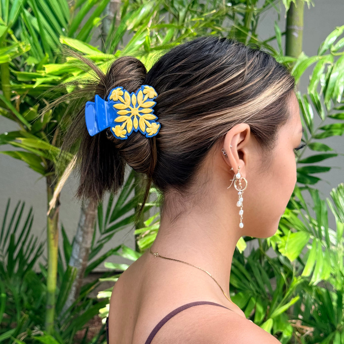 Blue + Yellow Puakenikeni 3D Kuiki Claw | Collab x Little Drops of Aloha