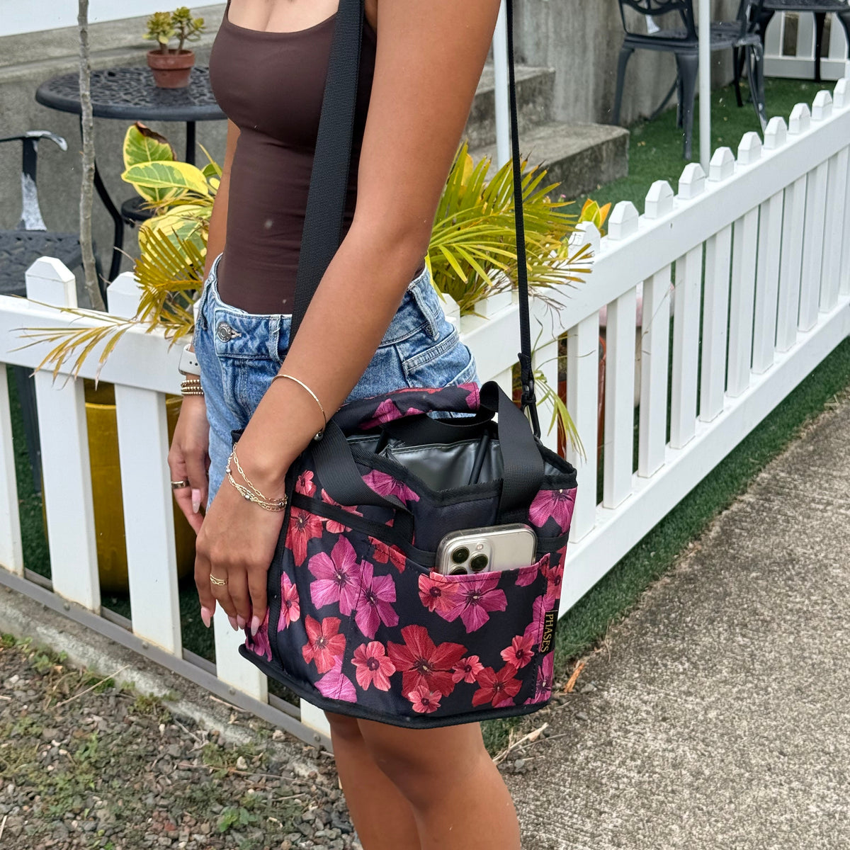 Carry-All Drink Tote Hau