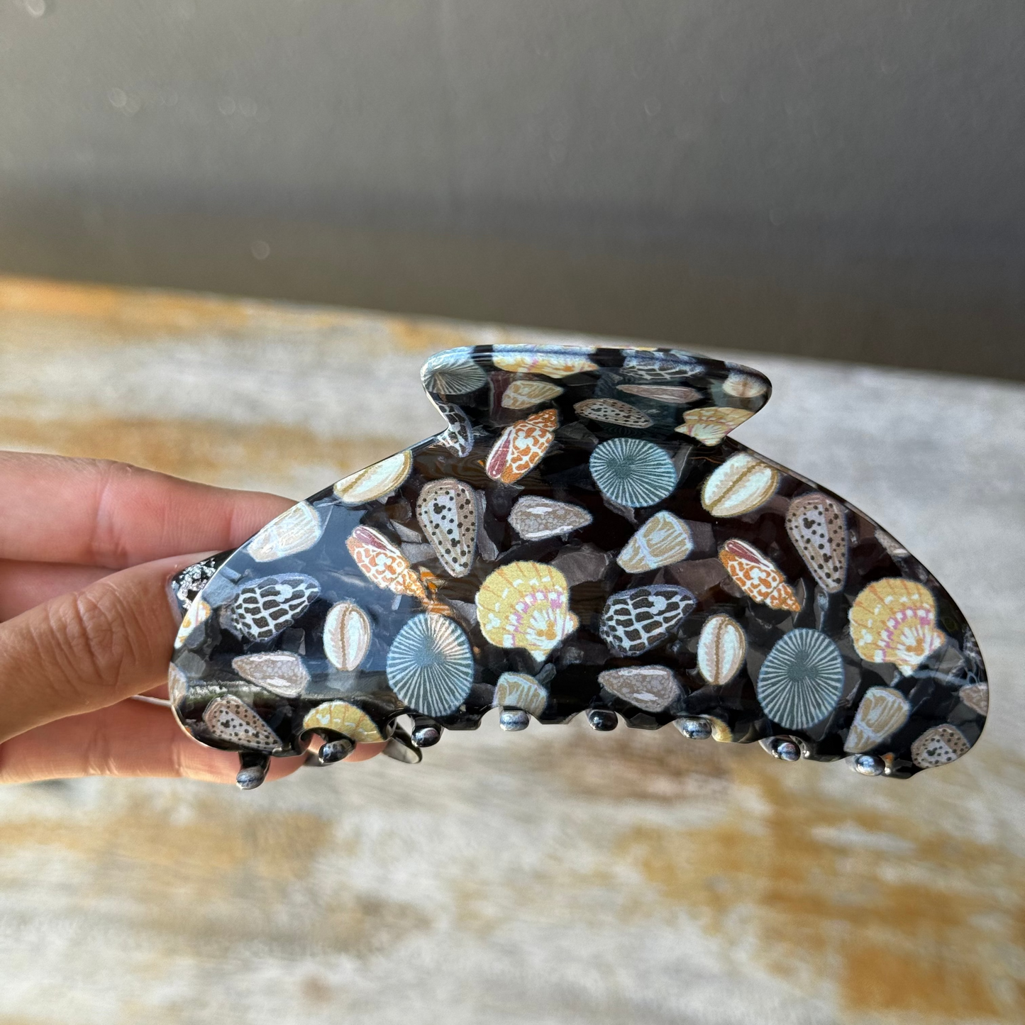 Shell Huntah Bombucha black | Collab x Keahi Ko